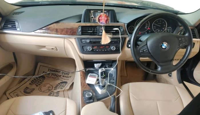 2013 BMW 3 Series 320d, Diesel, Automatic, 1,07,050 km, interior