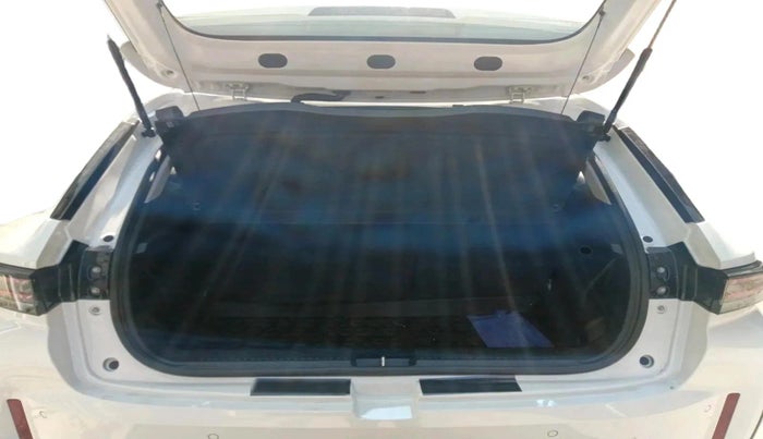 2025 Toyota Urban Cruiser Taisor S Plus 1.2 Petrol AMT, Petrol, Automatic, 1,522 km, exterior