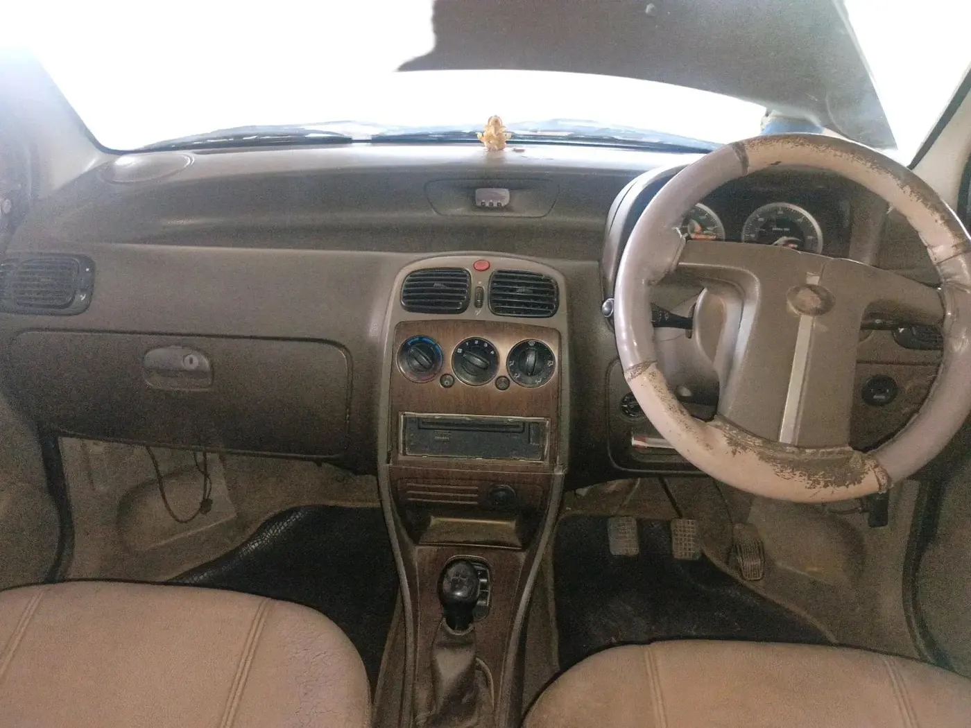 2010 Tata Indigo CS LX TDI, Diesel, Manual, 1,83,552 km, interior