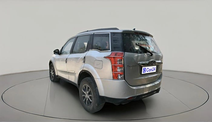 2017 Mahindra XUV500 W6, Diesel, Manual, 1,38,649 km, exterior