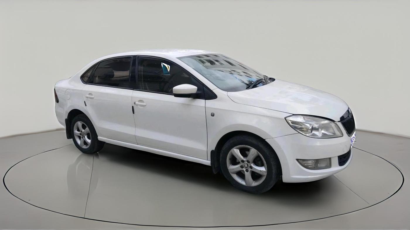 2013 Skoda Rapid ELEGANCE 1.6 TDI CR MT, Diesel, Manual, 74,891 km, exterior