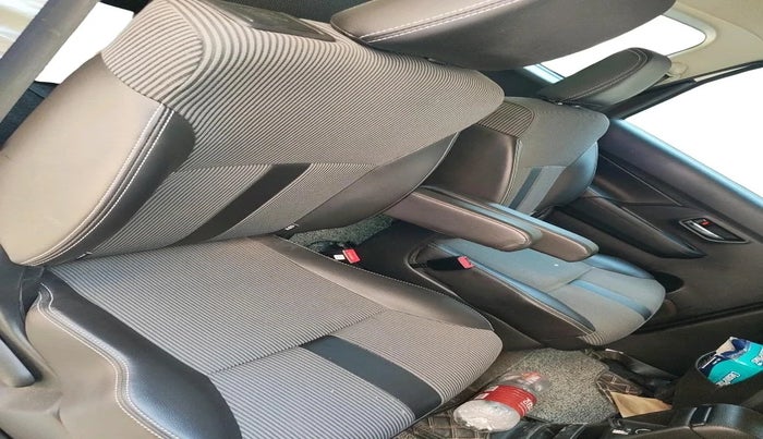 2022 Maruti XL6 ZETA MT, Petrol, Manual, 68,072 km, interior
