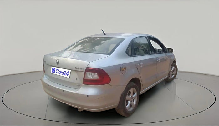 2013 Skoda Rapid ELEGANCE 1.6 TDI CR MT, Diesel, Manual, 1,69,834 km, exterior