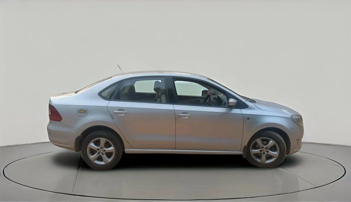 2013 Skoda Rapid ELEGANCE 1.6 TDI CR MT, Diesel, Manual, 1,69,834 km, exterior