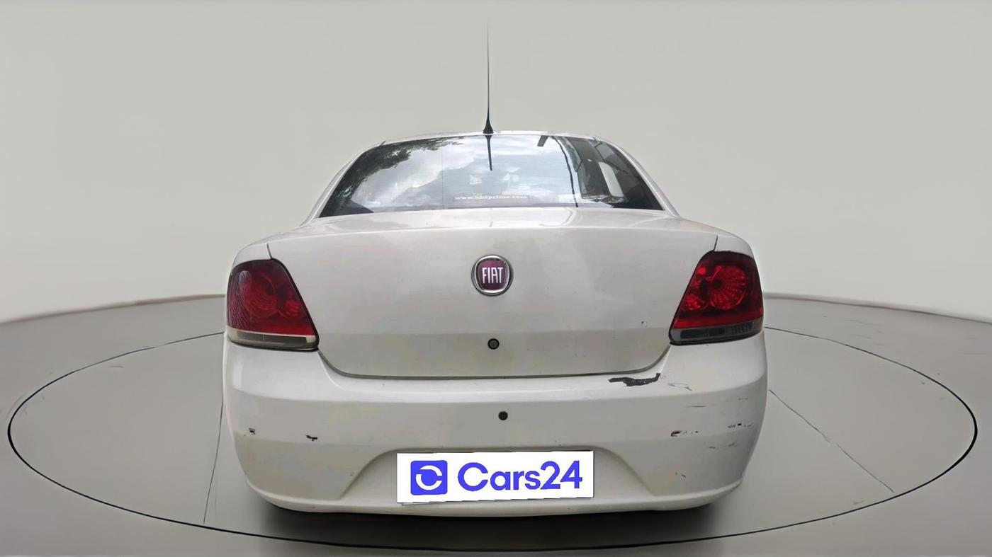 2013 Fiat Linea EMOTION 1.3, Diesel, Manual, 1,32,539 km, exterior