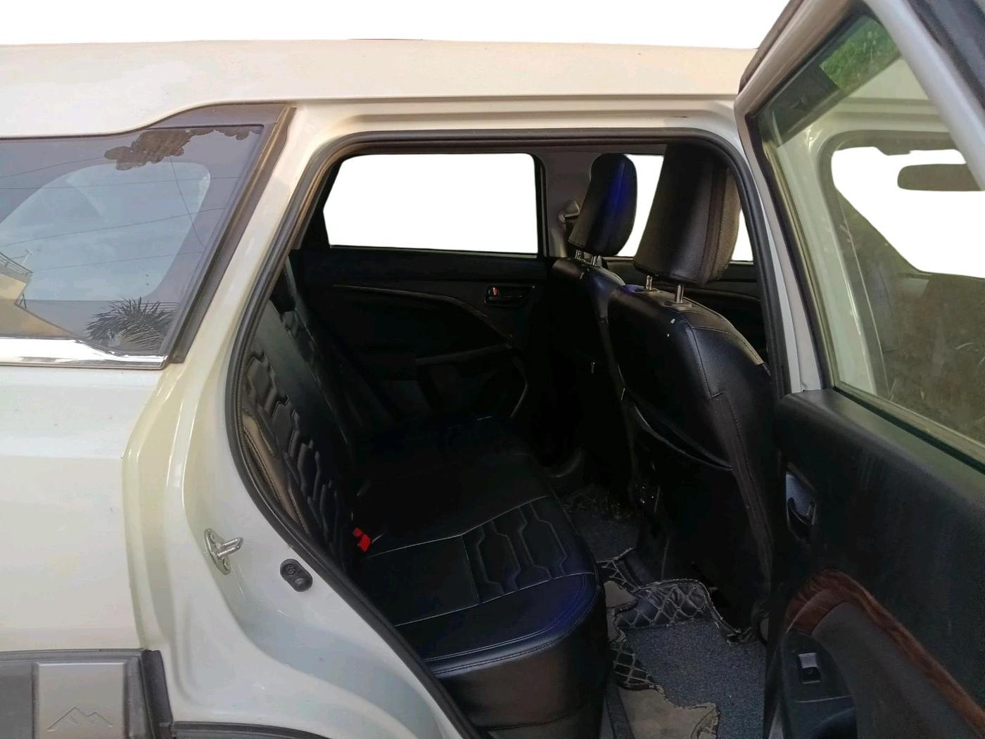 2023 Maruti BREZZA VXI SMART HYBRID, Petrol, Manual, 40,547 km, interior