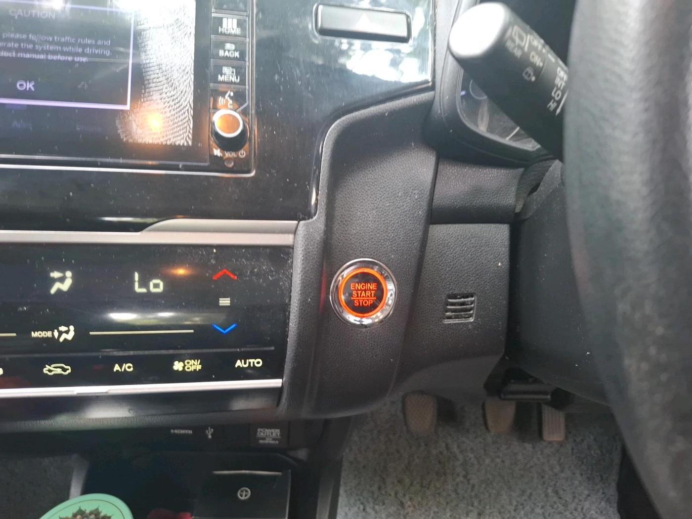 2019 Honda WR-V 1.5L I-DTEC VX MT, Diesel, Manual, 1,00,060 km, interior
