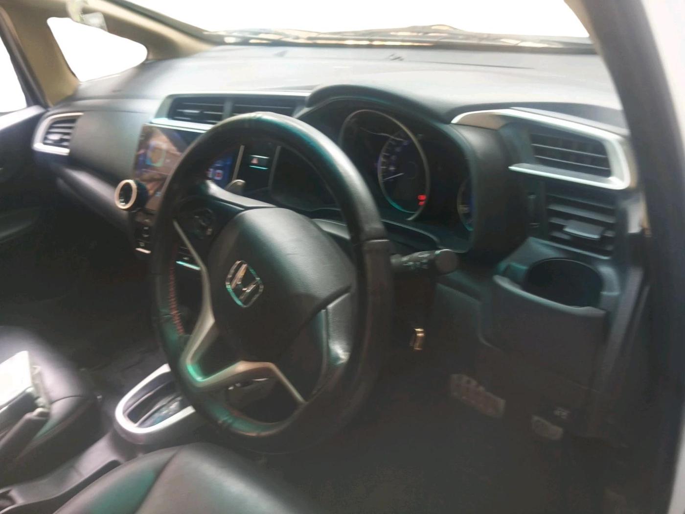 2017 Honda Jazz 1.2L I-VTEC V AT, Petrol, Automatic, 1,09,783 km, interior