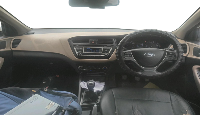 2015 Hyundai Elite i20 SPORTZ 1.2 (O), Petrol, Manual, 63,891 km, interior
