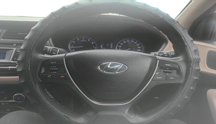 2015 Hyundai Elite i20 SPORTZ 1.2 (O), Petrol, Manual, 63,891 km, interior
