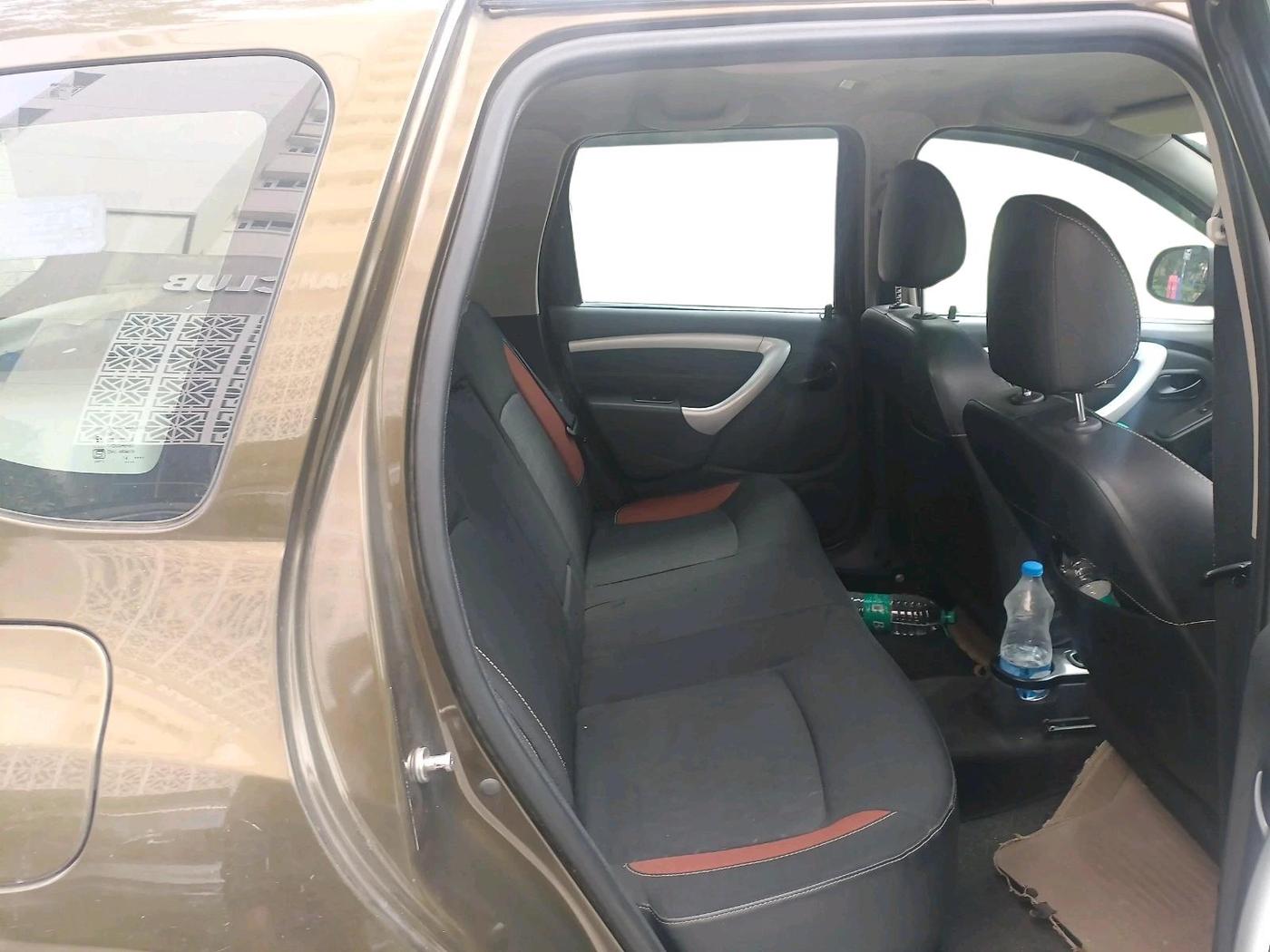 2014 Renault Duster 110 PS RXL 4X4 MT DIESEL, Diesel, Manual, 85,895 km, interior