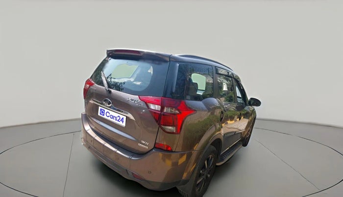 2018 Mahindra XUV500 W11 AT, Diesel, Automatic, 60,552 km, exterior