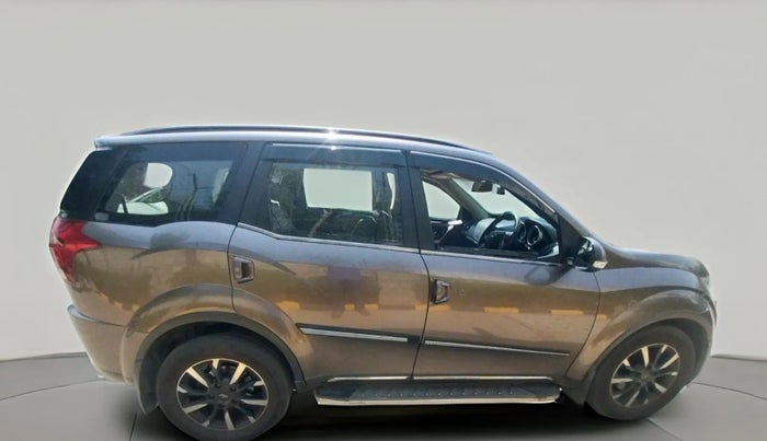 2018 Mahindra XUV500 W11 AT, Diesel, Automatic, 60,552 km, exterior