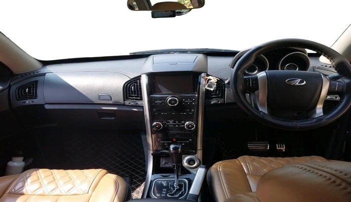 2018 Mahindra XUV500 W11 AT, Diesel, Automatic, 60,552 km, interior