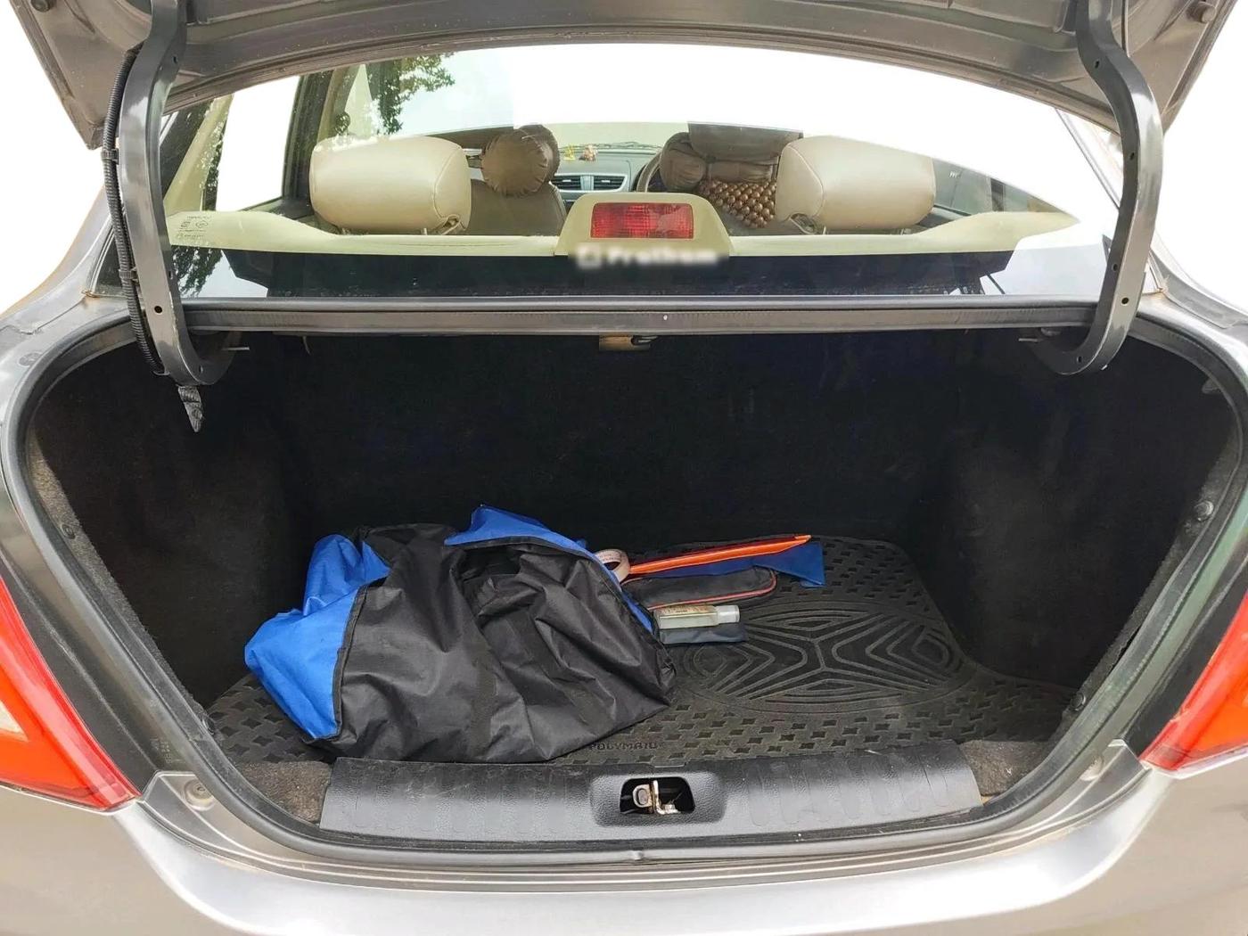 2013 Maruti Swift Dzire VDI, Diesel, Manual, 1,15,420 km, exterior