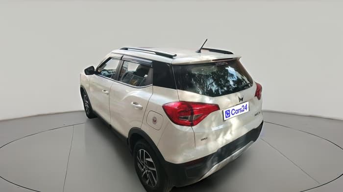 2023 Mahindra XUV300 W8 (O) 1.2 PETROL, Petrol, Manual, 38,587 km, exterior