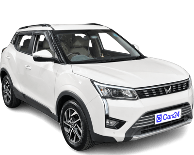 2023 Mahindra XUV300 - SUV - Petrol - Manual - ₹9.50 lakh