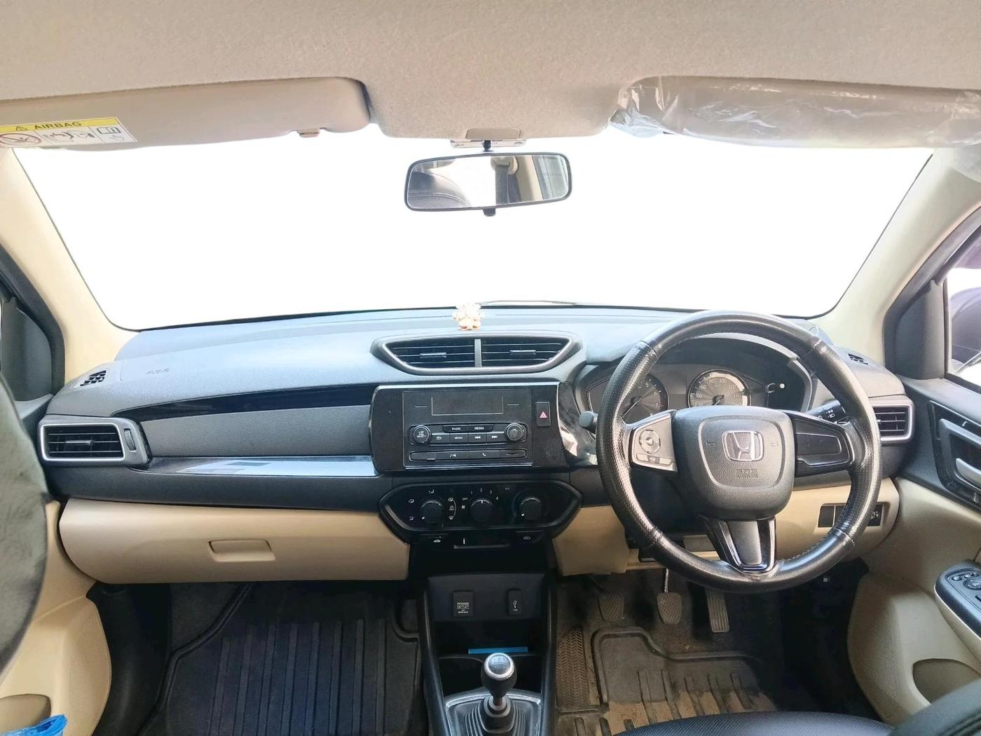 2018 Honda Amaze 1.2L I-VTEC S, Petrol, Manual, 39,916 km, interior