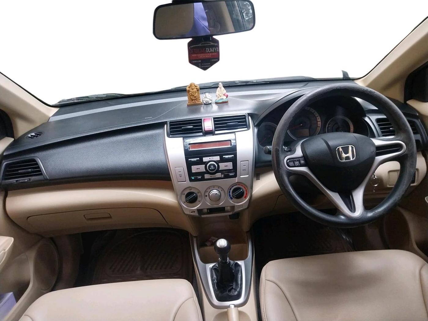 2011 Honda City 1.5L I-VTEC S MT, Petrol, Manual, 1,81,710 km, interior