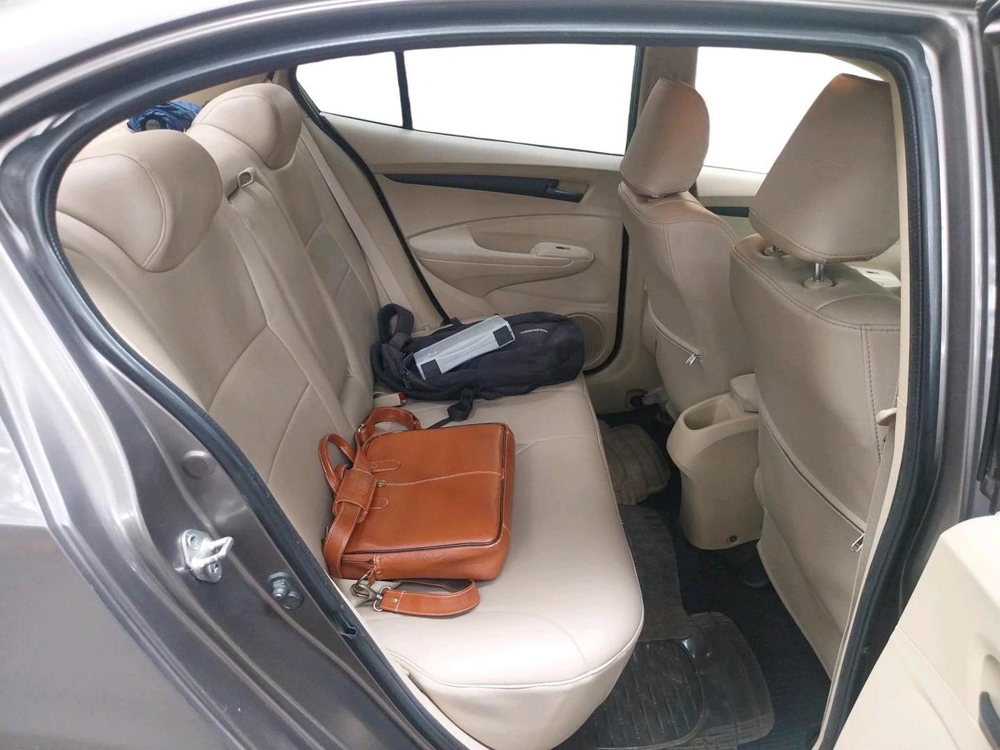 2011 Honda City 1.5L I-VTEC S MT, Petrol, Manual, 1,81,710 km, interior