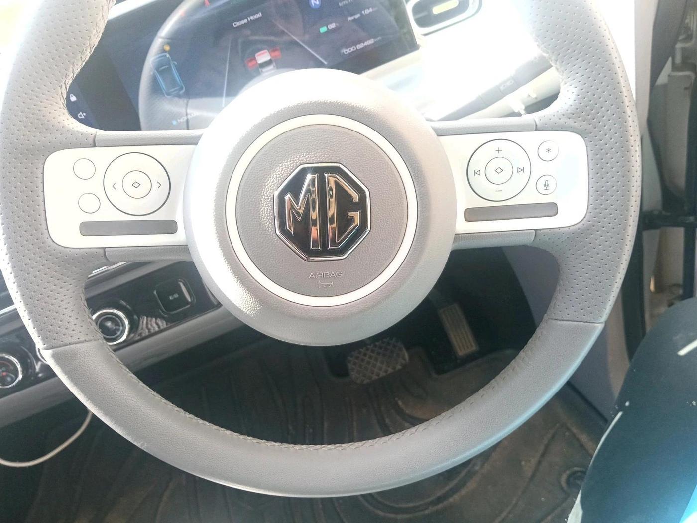 2023 MG COMET PLUSH, Electric, Automatic, 62,492 km, interior