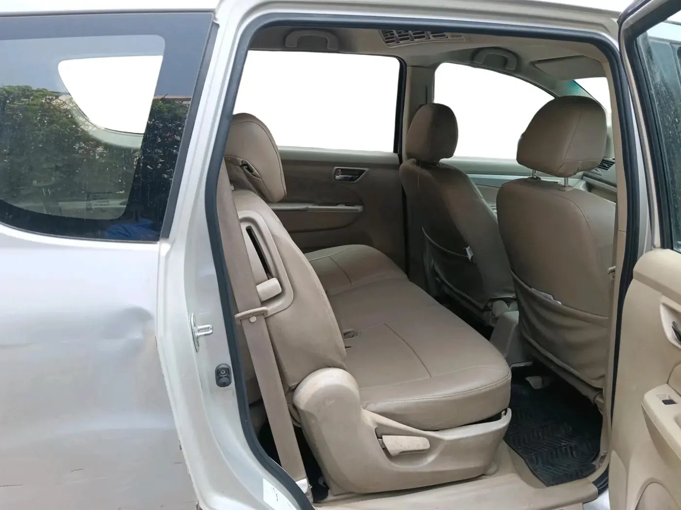 2013 Maruti Ertiga VXI, Petrol, Manual, 1,02,971 km, interior