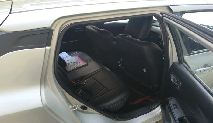 2018 Maruti Swift ZDI AMT, Diesel, Automatic, 1,41,530 km, interior