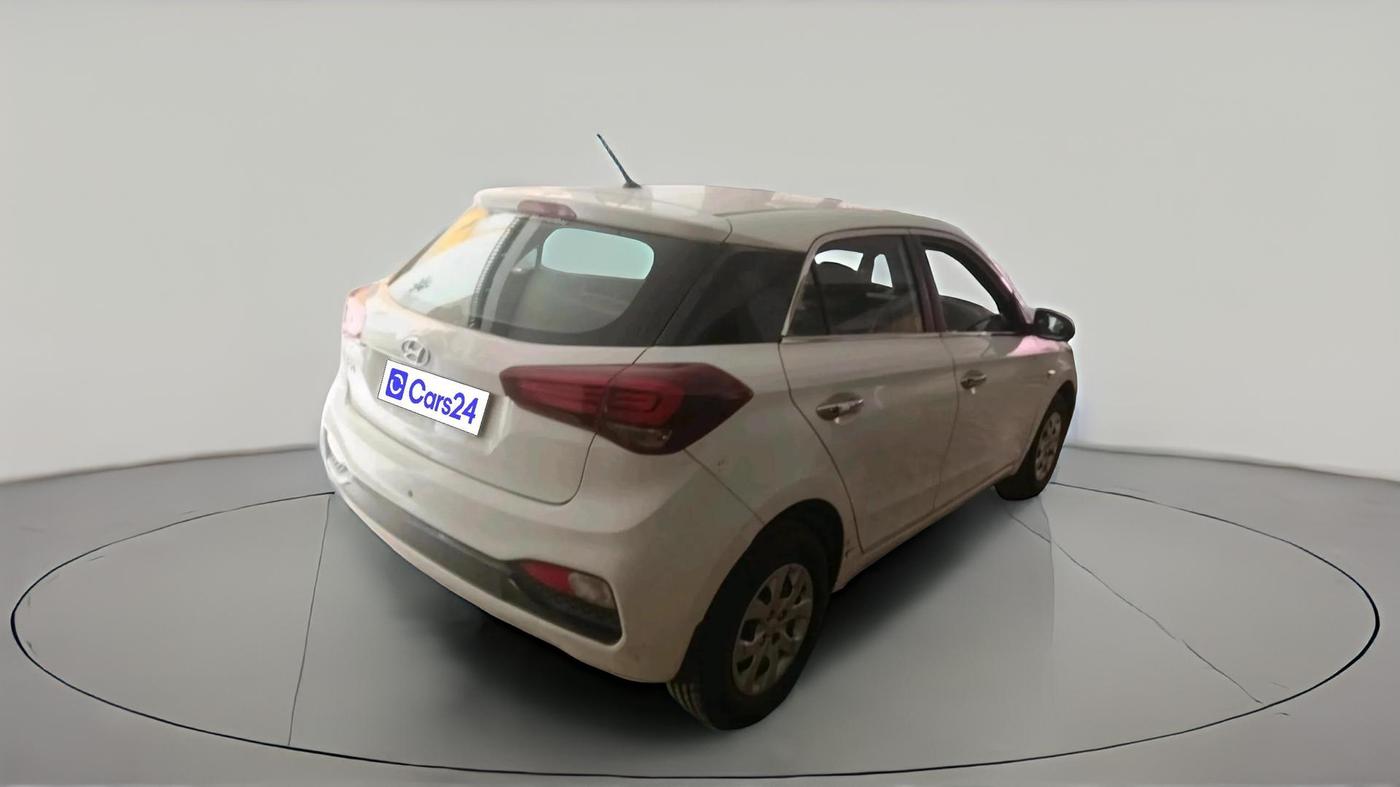 2018 Hyundai Elite i20 MAGNA EXECUTIVE 1.4 CRDI, Diesel, Manual, 1,16,033 km, exterior