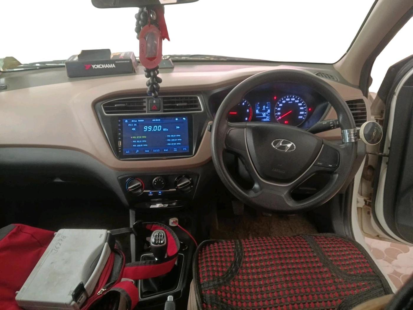 2018 Hyundai Elite i20 MAGNA EXECUTIVE 1.4 CRDI, Diesel, Manual, 1,16,033 km, interior