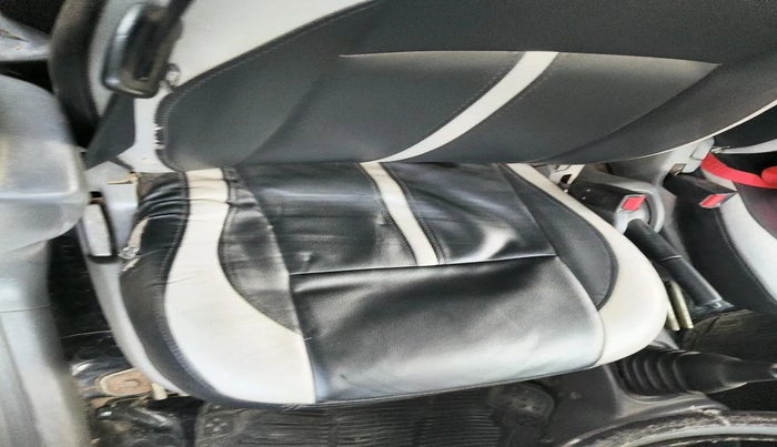 2005 Maruti Alto LXI, Petrol, Manual, 1,20,640 km, interior