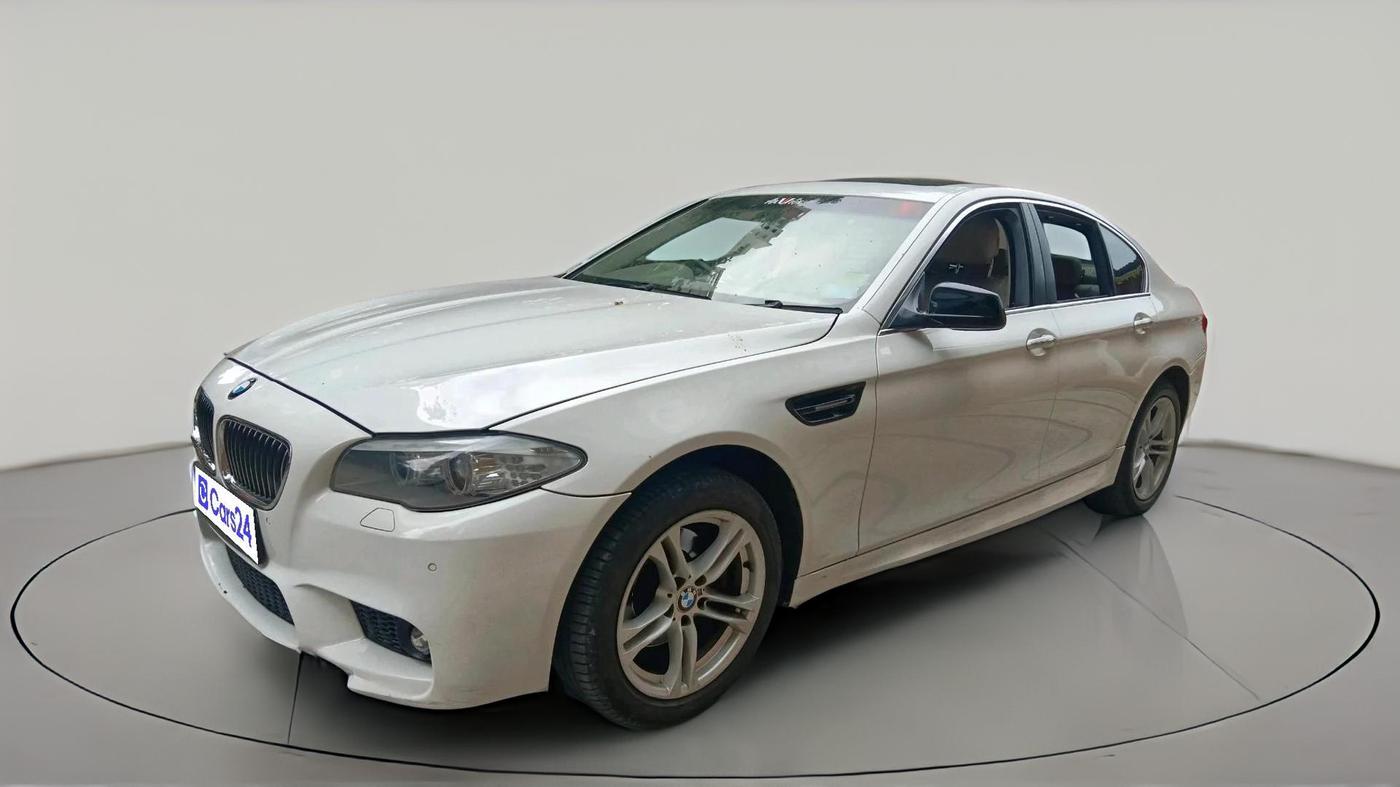 2011 BMW 5 Series 520D 2.0, Diesel, Automatic, 1,06,374 km, exterior