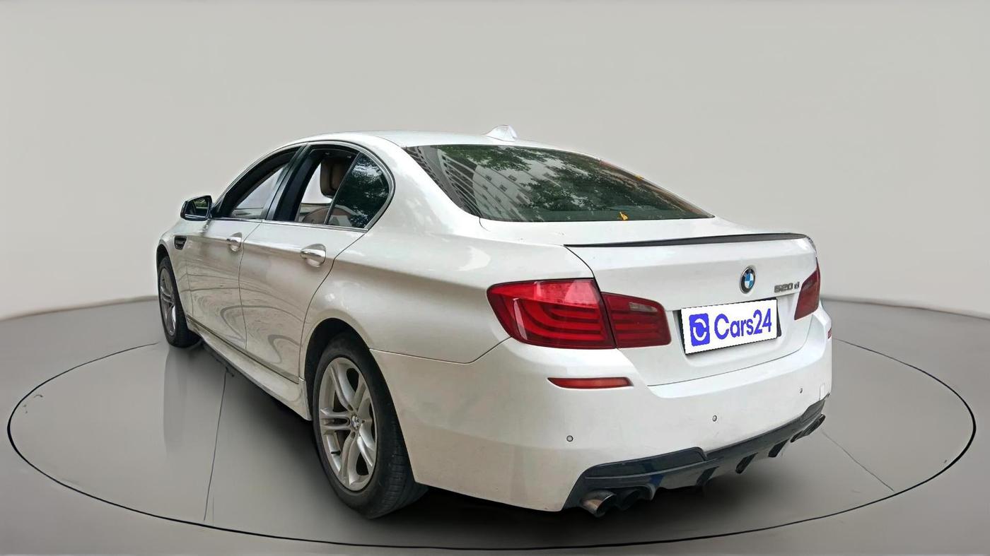 2011 BMW 5 Series 520D 2.0, Diesel, Automatic, 1,06,374 km, exterior