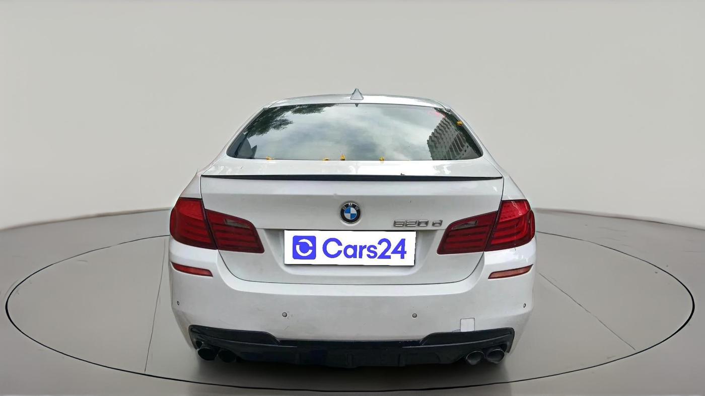 2011 BMW 5 Series 520D 2.0, Diesel, Automatic, 1,06,374 km, exterior