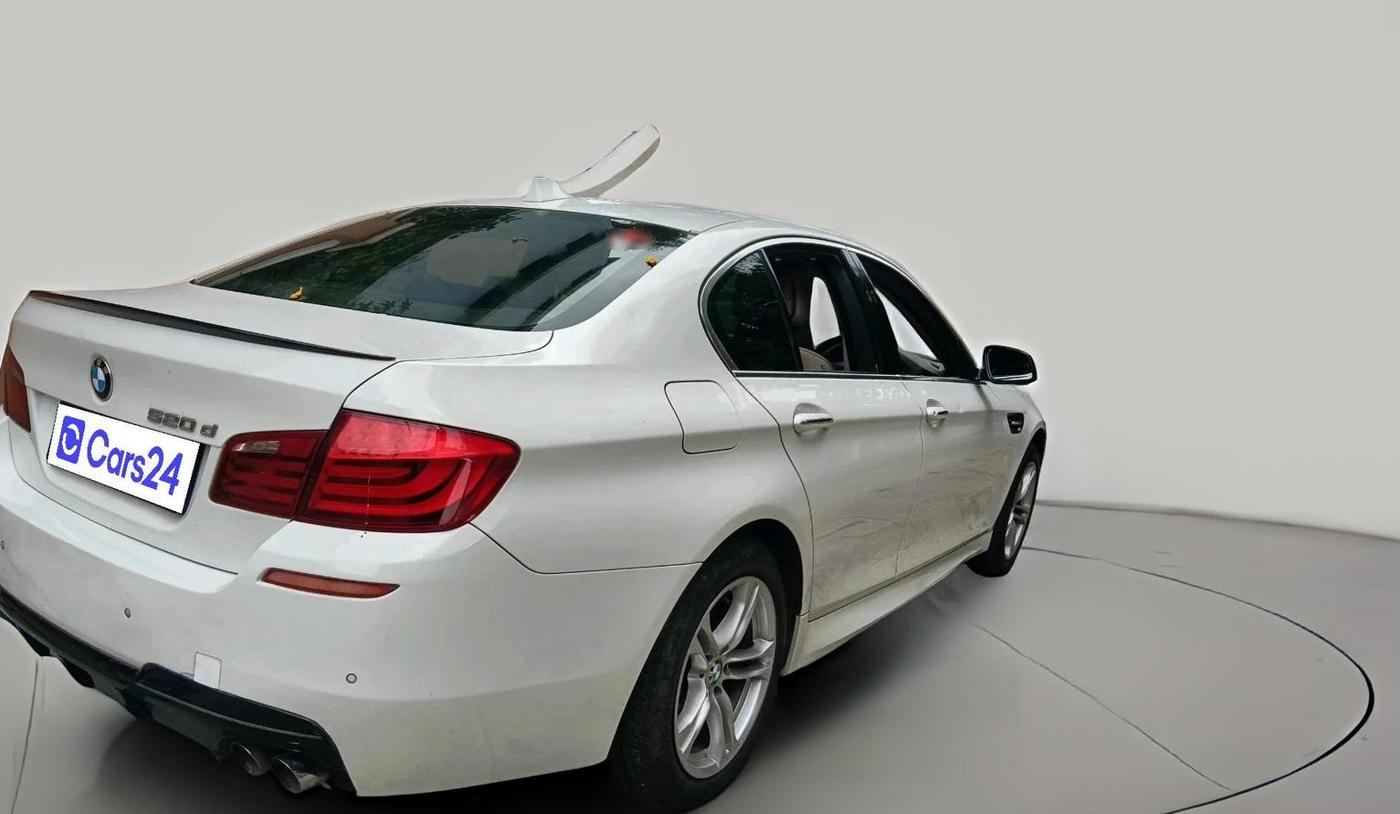 2011 BMW 5 Series 520D 2.0, Diesel, Automatic, 1,06,374 km, exterior