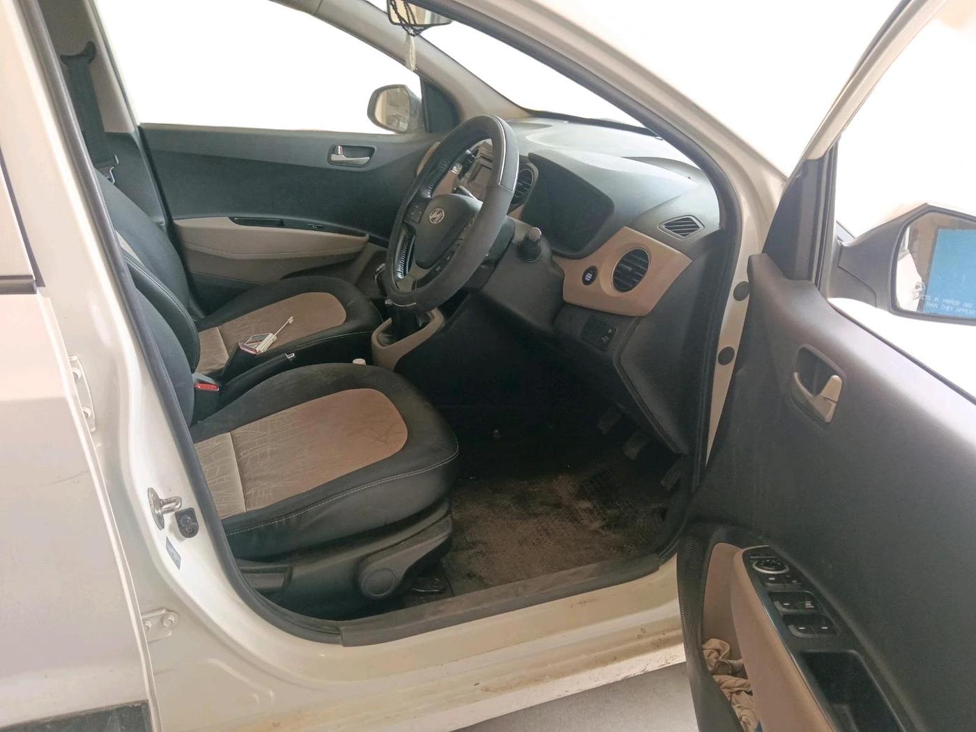 2014 Hyundai Grand i10 ASTA 1.1 CRDI, Diesel, Manual, 66,791 km, interior