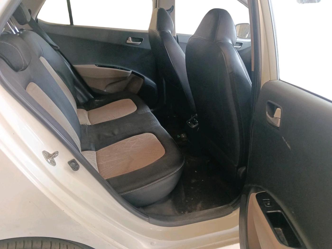 2014 Hyundai Grand i10 ASTA 1.1 CRDI, Diesel, Manual, 66,791 km, interior