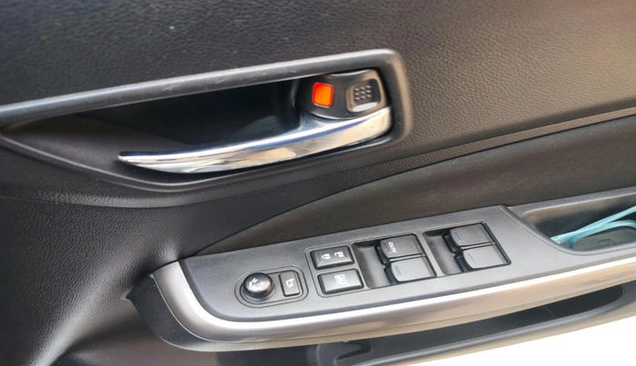 2021 Maruti Swift ZXI PLUS, Petrol, Manual, 39,177 km, interior