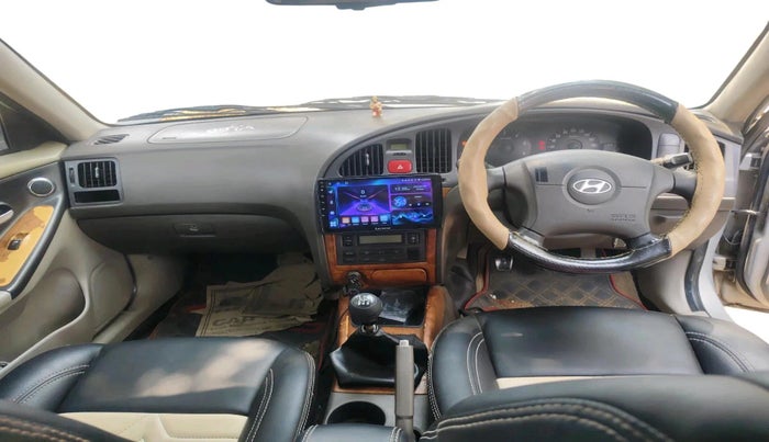 2004 Hyundai Elantra CRDI, Diesel, Manual, 1,96,388 km, interior