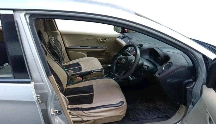 2013 Honda Amaze 1.5L I-DTEC S, Diesel, Manual, 2,61,075 km, interior