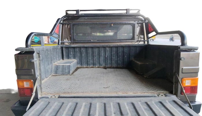 2022 Mahindra Bolero Camper GOLD ZX 2WD, Diesel, Manual, 24,907 km, exterior