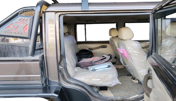 2022 Mahindra Bolero Camper GOLD ZX 2WD, Diesel, Manual, 24,907 km, interior