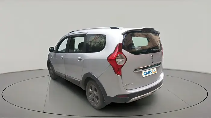 2015 Renault Lodgy 110 PS RXZ STEPWAY 7 STR, Diesel, Manual, 78,000 km, exterior