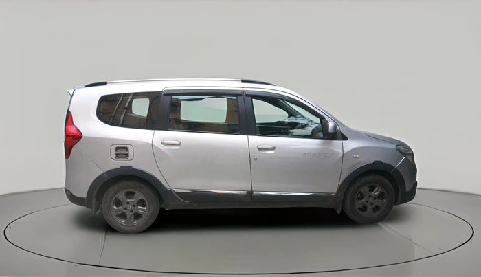 2015 Renault Lodgy 110 PS RXZ STEPWAY 7 STR, Diesel, Manual, 78,000 km, exterior