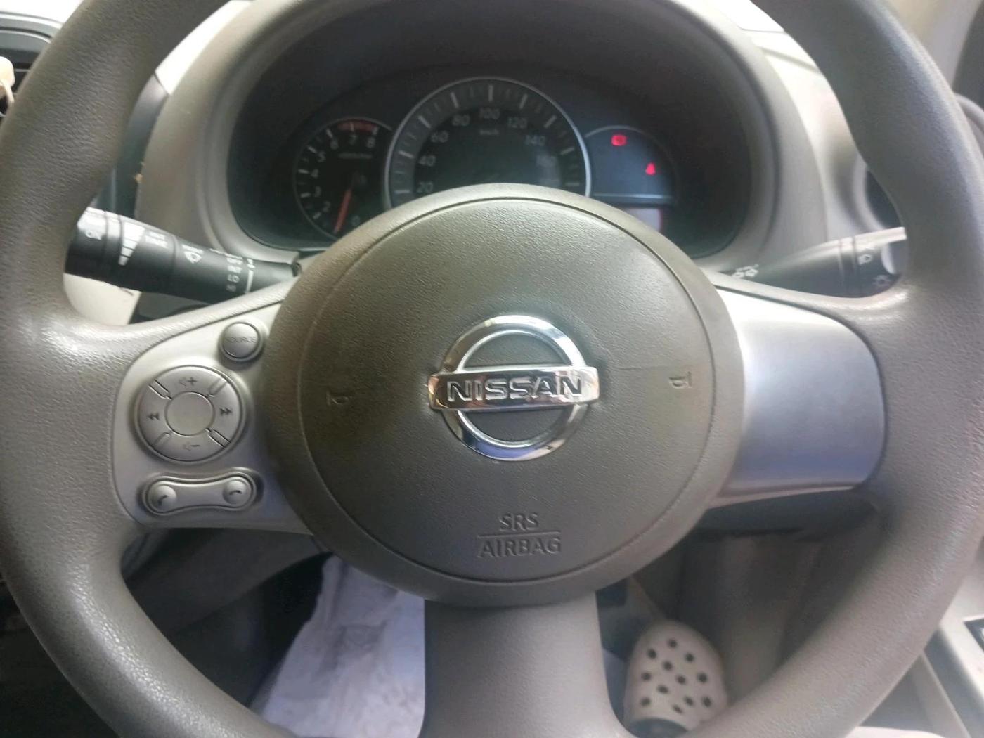 2013 Nissan Micra XV CVT, Petrol, Automatic, 72,268 km, interior