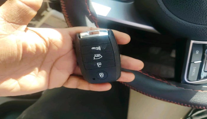 2022 KIA SELTOS HTK PLUS 1.5 DIESEL IMT, Diesel, Manual, 18,800 km, interior