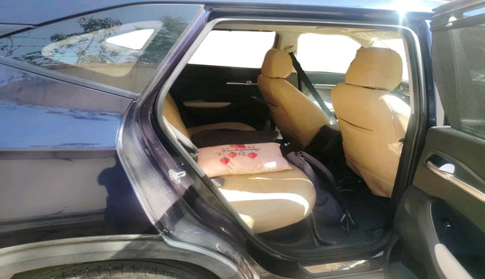 2022 KIA SELTOS HTK PLUS 1.5 DIESEL IMT, Diesel, Manual, 18,800 km, interior