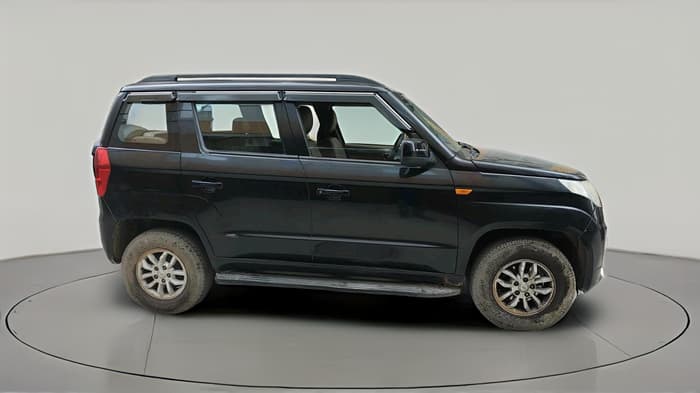 2016 Mahindra TUV300 T8 AMT, Diesel, Automatic, 91,710 km, exterior