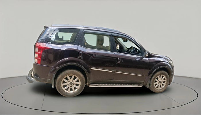 2016 Mahindra XUV500 W10 AT, Diesel, Automatic, 1,68,001 km, exterior