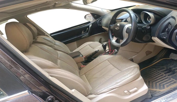 2016 Mahindra XUV500 W10 AT, Diesel, Automatic, 1,68,001 km, interior