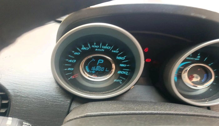 2016 Mahindra XUV500 W10 AT, Diesel, Automatic, 1,68,001 km, interior